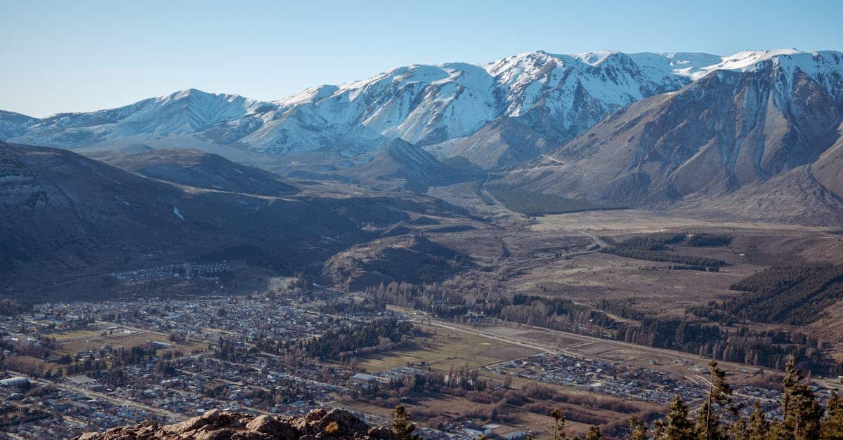 Accueil 8 découvrez les sensations uniques de la randonnée en pleine nature sauvage. explorez des sentiers préservés, vivez l'aventure en liberté et reconnectez-vous avec la nature.